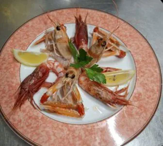 Frischer Fischteller