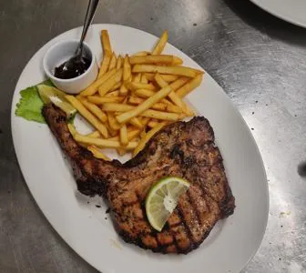 Steak und Pommes